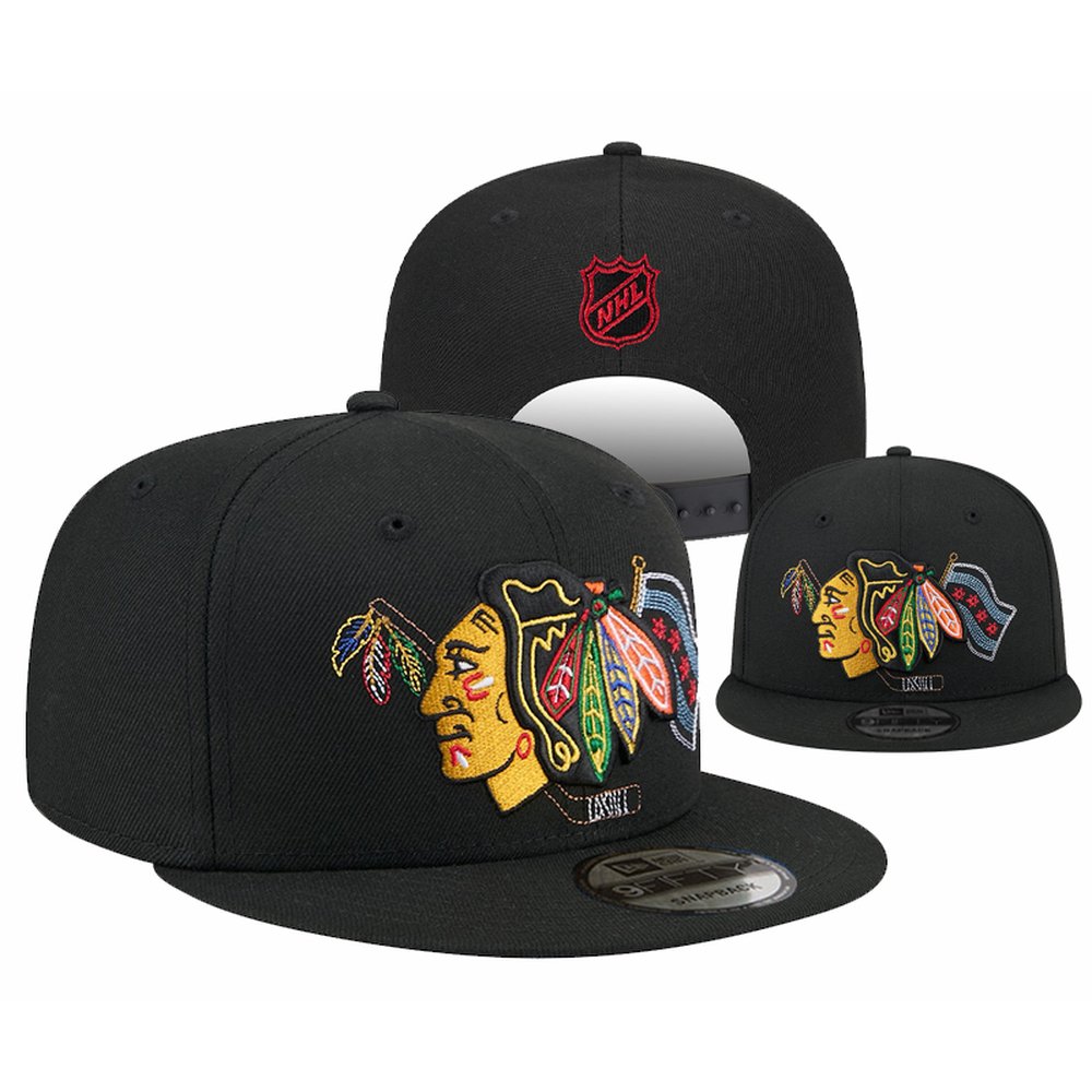 Chicago Blackhawks Snapback Hat